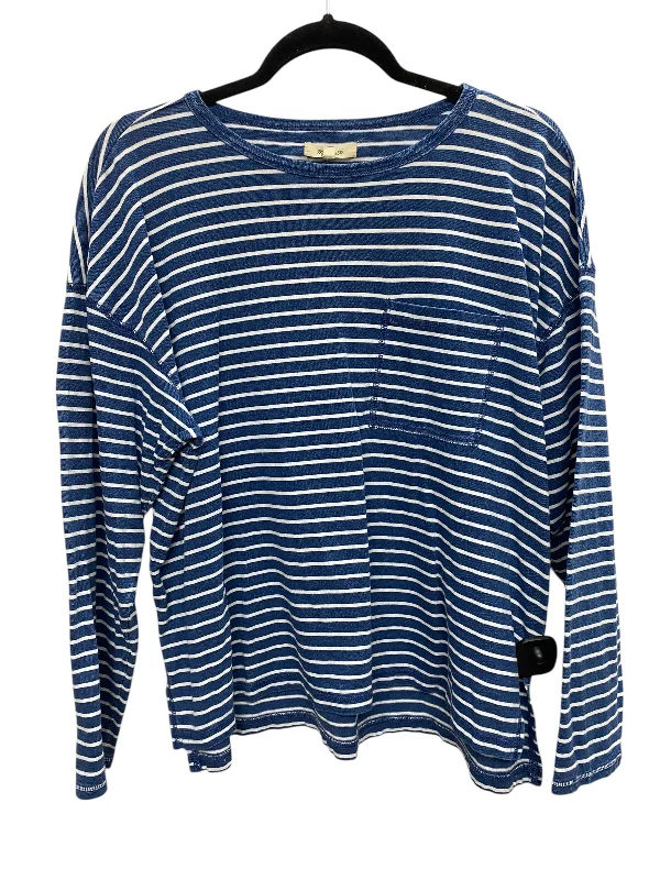 women's tops for those who want to stay on top of the latest fashion trends and wear pieces that are both stylish and on-trendTop Long Sleeve Basic By Madewell In Blue, Size: M