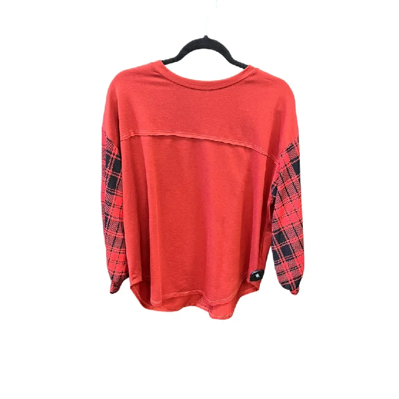 women's tops for those who want to wear pieces that are both comfortable and stylishTop Long Sleeve By Clothes Mentor In Red, Size: S