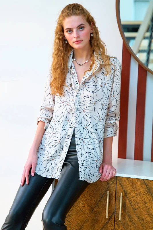 women's tops for those who want to invest in timeless piecesMonica Floral Oversize Shirt, Dancing Lilies Print