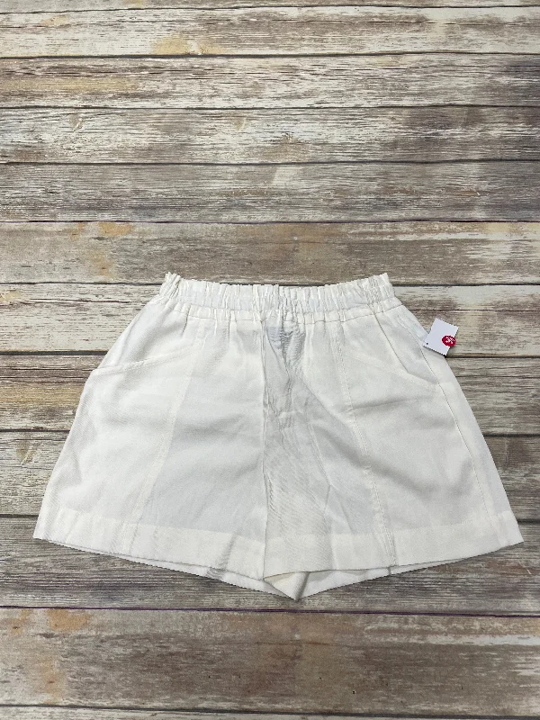 women's bermuda shortsShorts By Simply Vera In White, Size: M