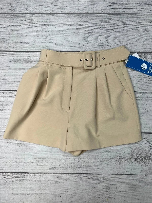 women's handmade shortsShorts By Gianni Bini In Cream, Size: 6