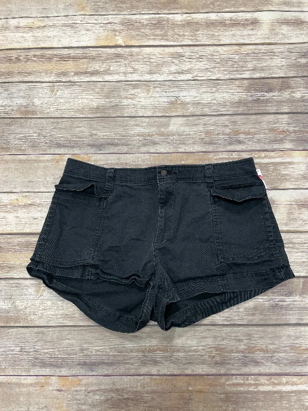 women's clubbing shortsShorts By Old Navy In Black, Size: Xxl