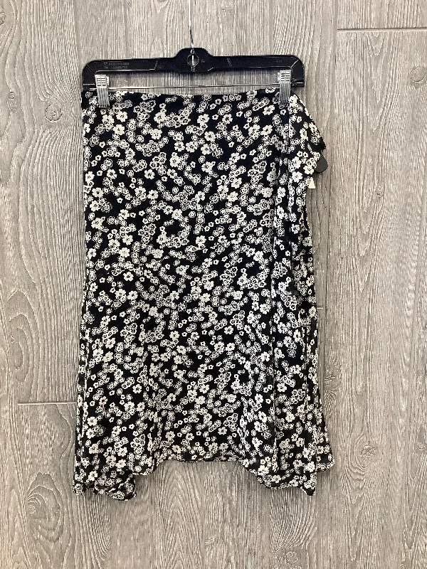 women's polyester tiered skirts for partiesBlack & White Skirt Midi Villager By Liz Claiborne, Size 22