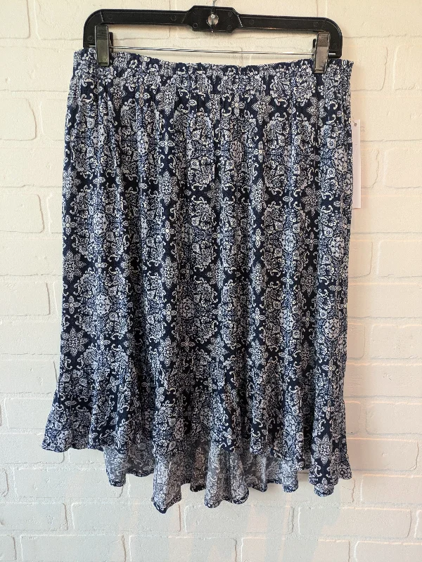 women's retro denim skirtsBlue & White Skirt Midi Westport, Size 8