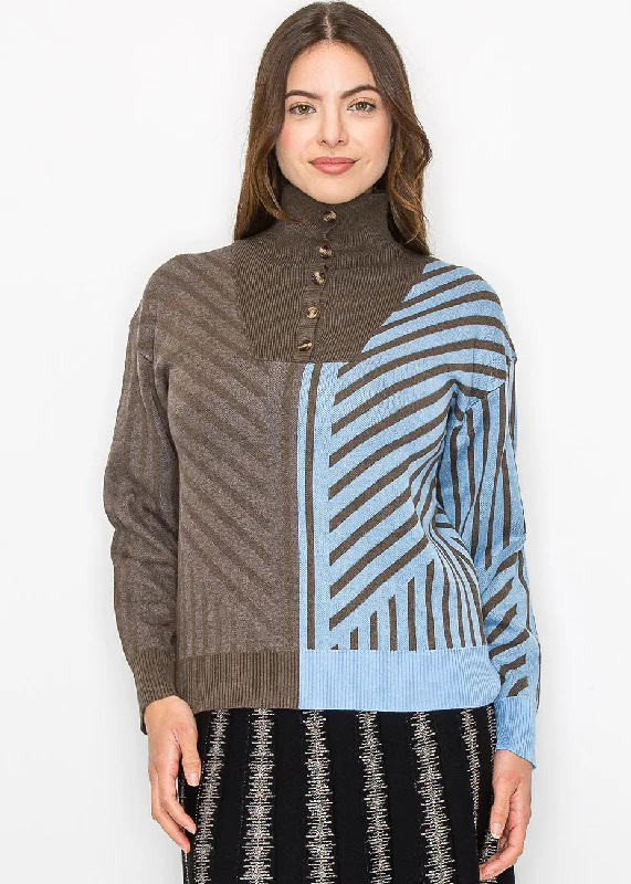 Custom Flannel-Lined SweatersGeometric Color-Block Turtleneck Sweater