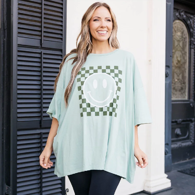 women's tops for those who want to wear pieces that are both functional and fashionableOnly Smiles Boyfriend Tee, Light Green